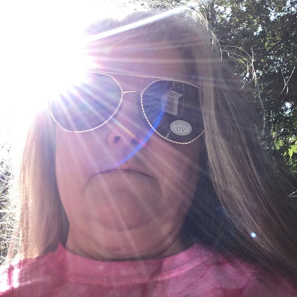 Textured Aviator Sunglasses. Gold - Picture 5 of 7